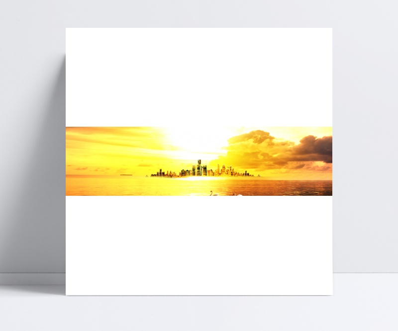 阳光余晖下的城市海水横幅图片